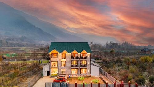 Pahalgam Hotel | Hotel Classy Castle By Nasmu Stays