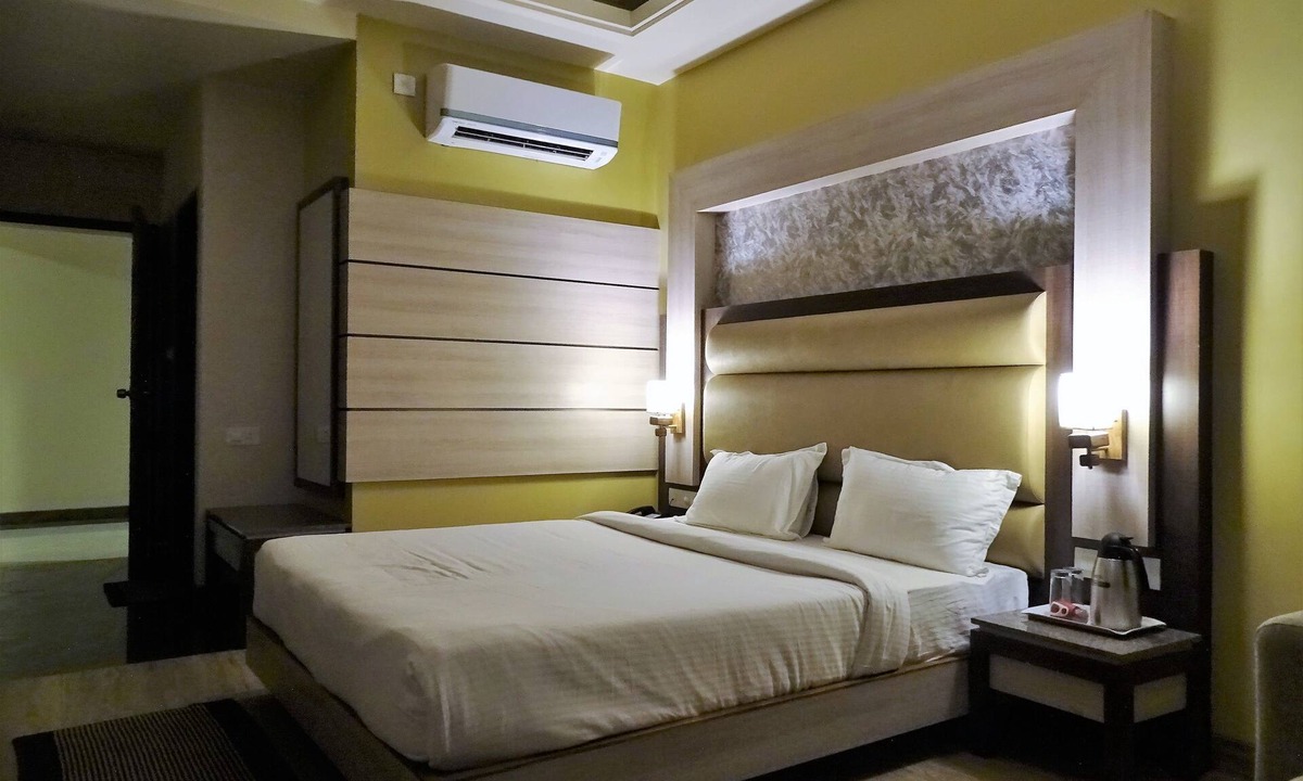 Bikaner Hotel | Hotel Continental Blue