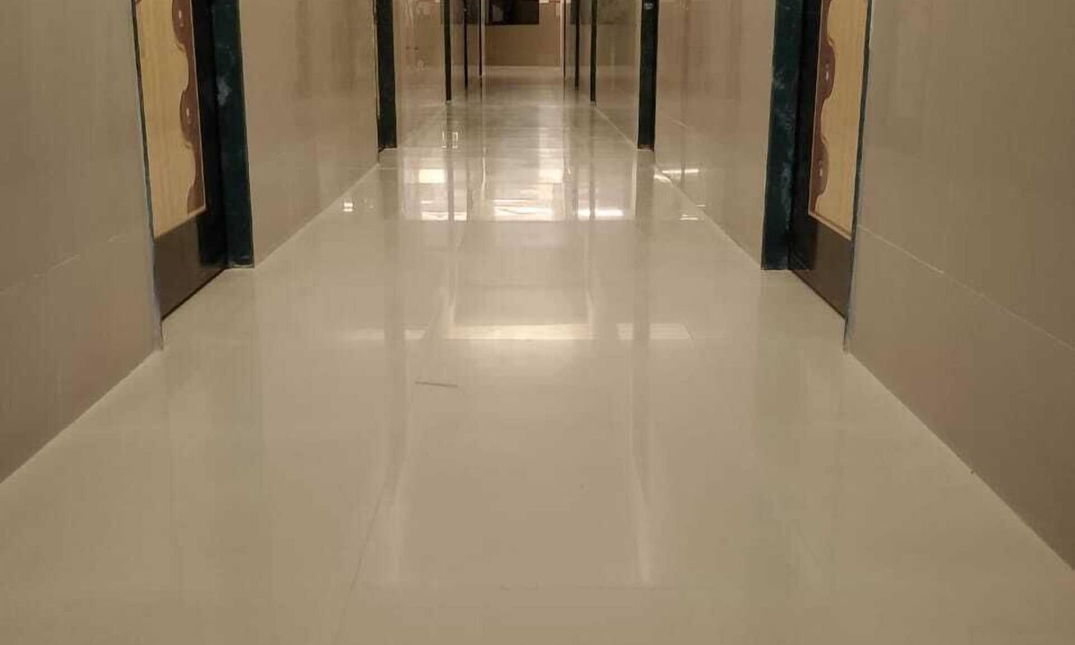 Jalgaon Hotel | HOTEL CRAZY HOME AND RESORT