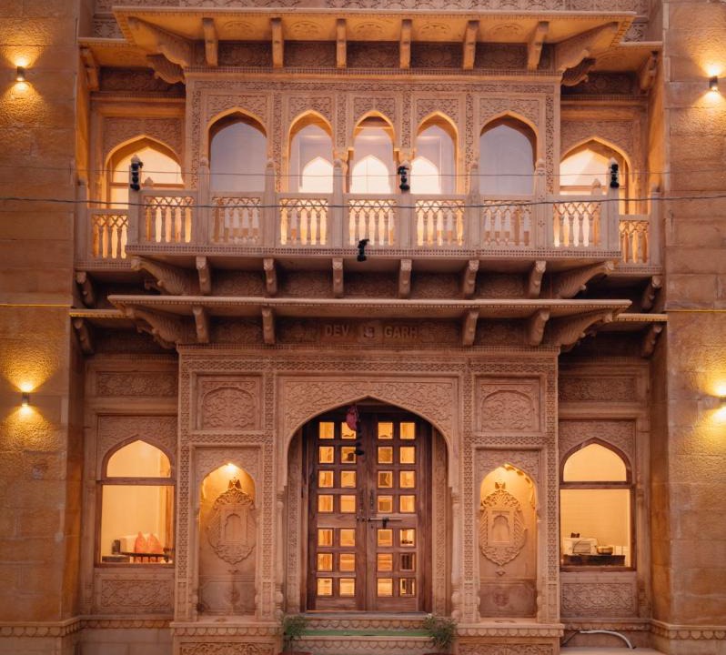 Jaisalmer Hotel | Hotel Dev Garh