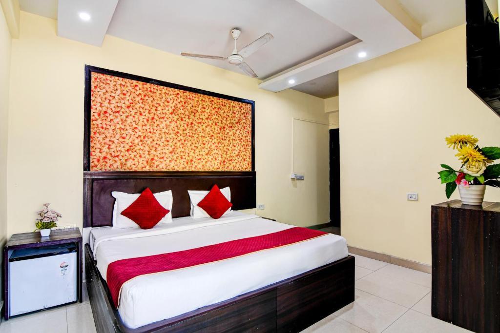 Kolkata Hotel | Hotel Eco Park By Carlton Suites