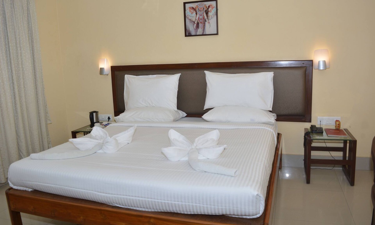 Bhitarkanika National Park Hotel | Hotel Golden Anchor Dhamara