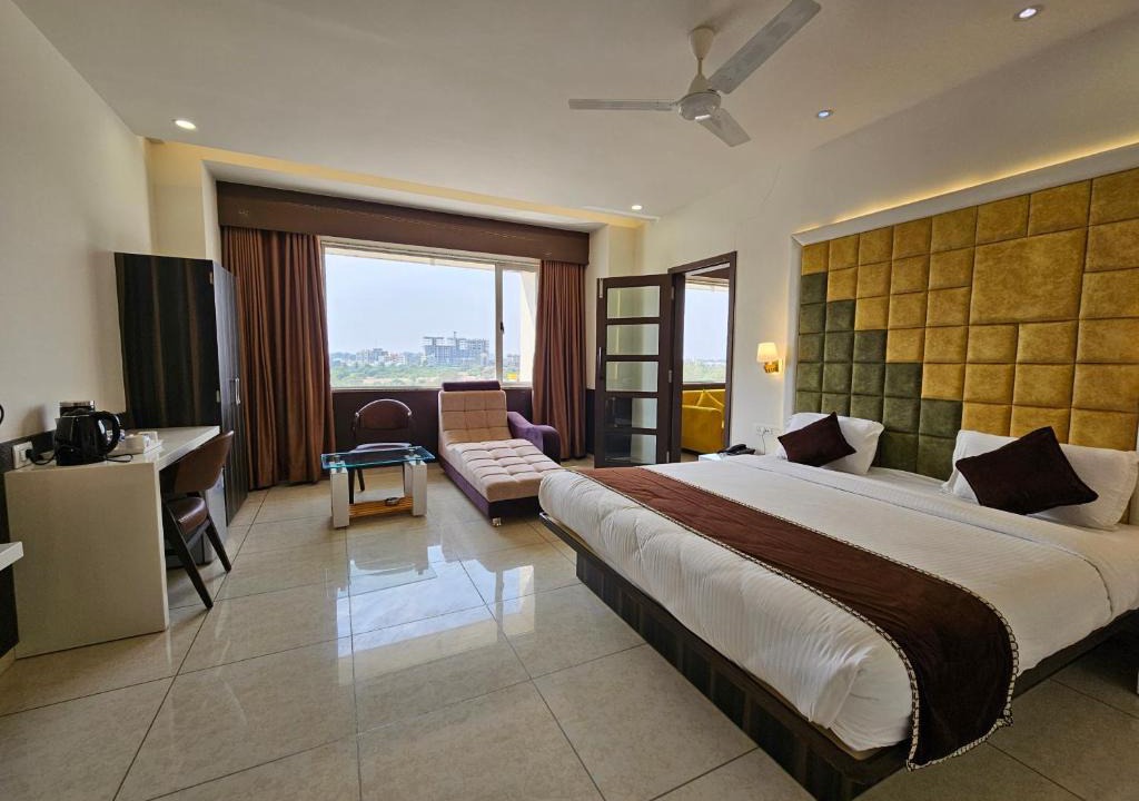 Vadodara Hotel | Hotel Grand Darshan Vadodara