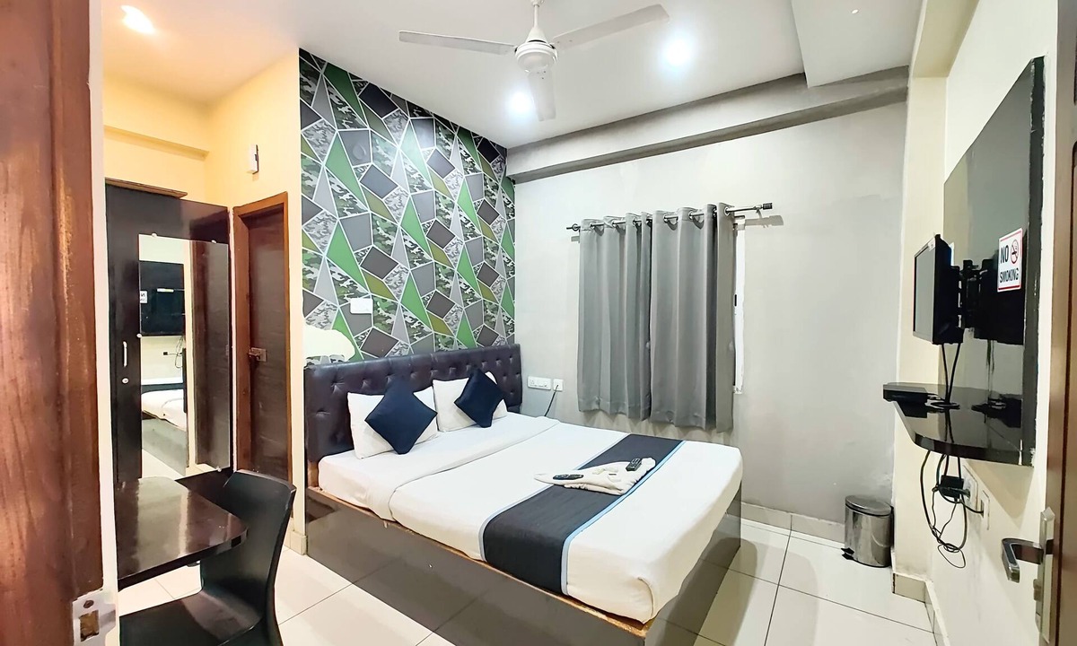 Hyderabad Hotel | Hotel Grandview And coliving