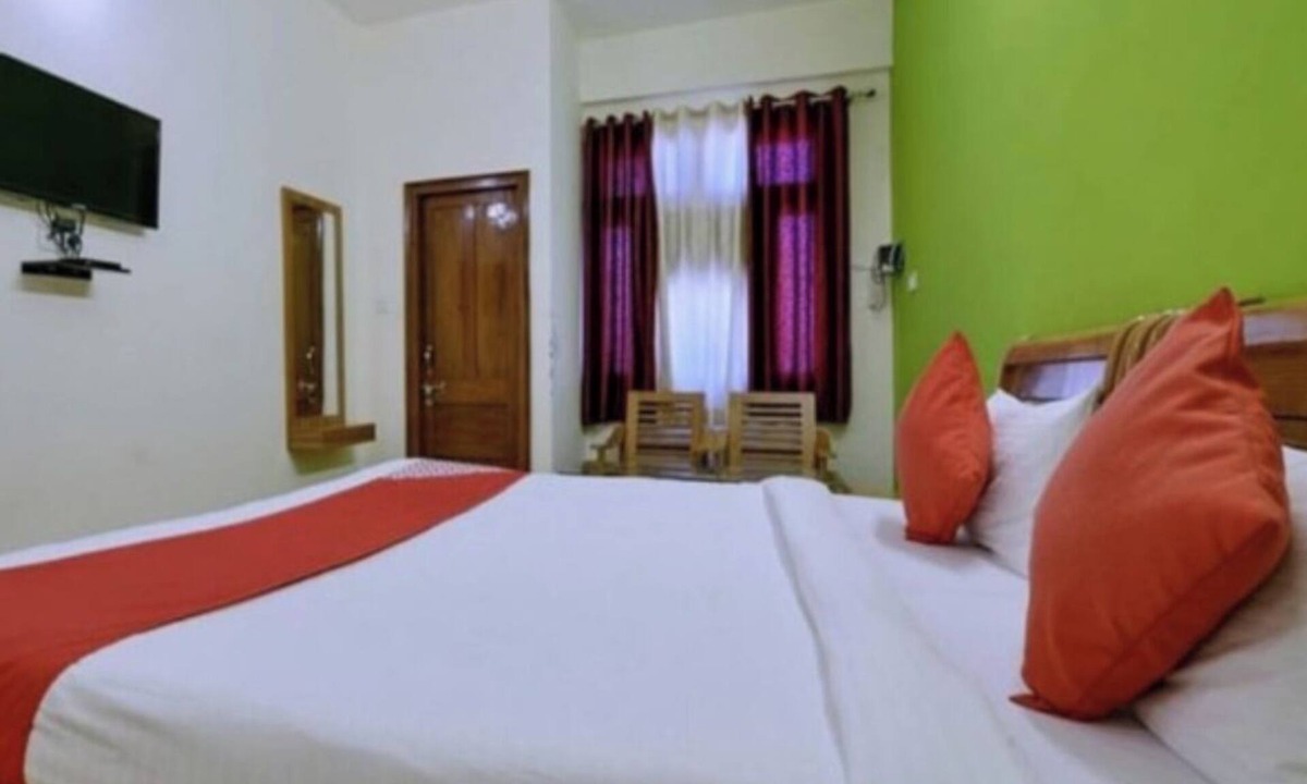 Mayapur Hotel | Hotel GSA and BANQUET