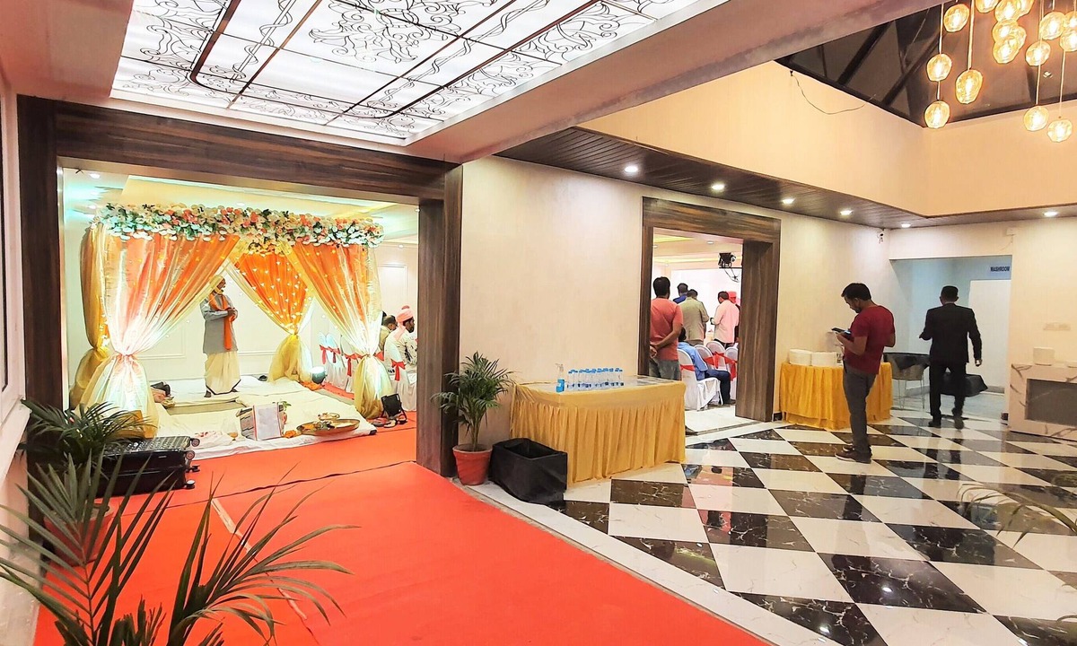 Varanasi Hotel | Hotel Gupta Inn