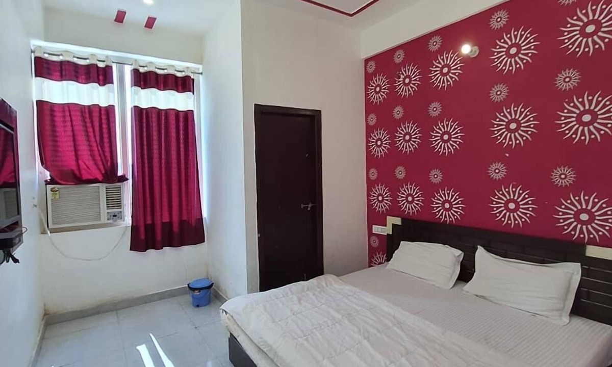 Aligarh Hotel | Hotel Imperial Fort