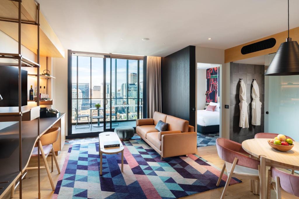 Adelaide Central Business District Hotel | Hotel Indigo Adelaide Markets by IHG