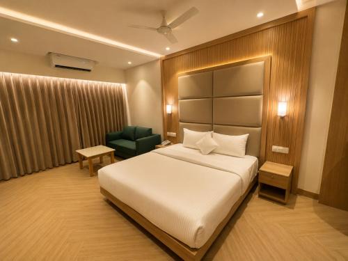Gachibowli Hotel | Hotel Kanha Avenue