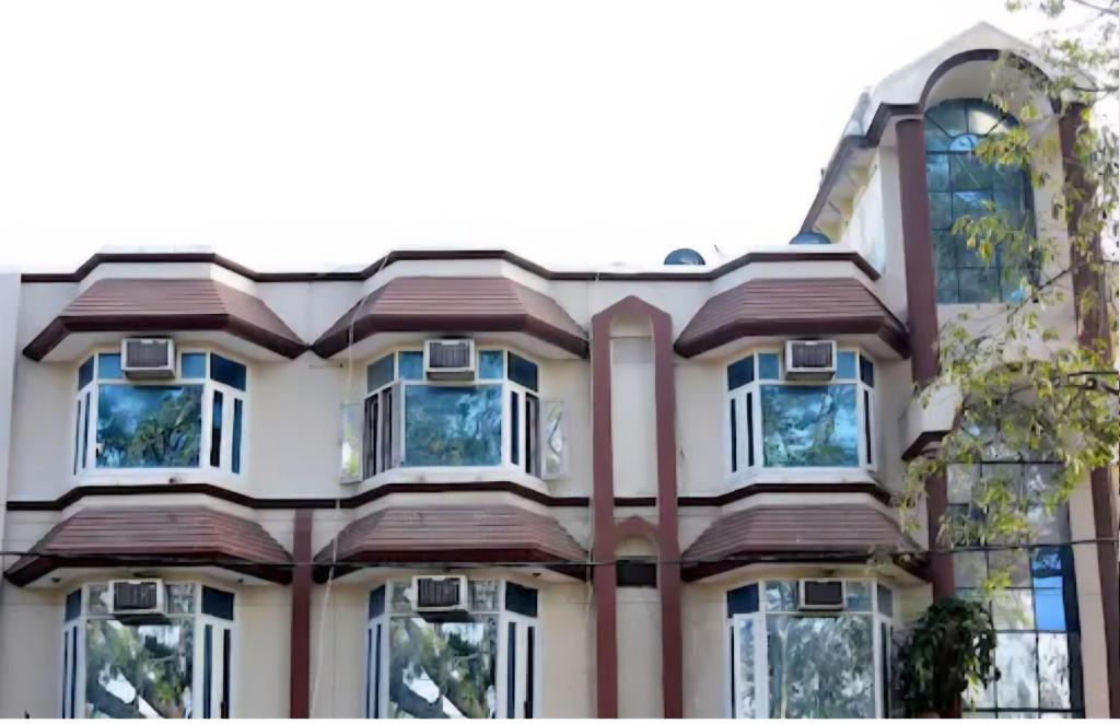Sitarganj Hotel | Hotel krishna tower