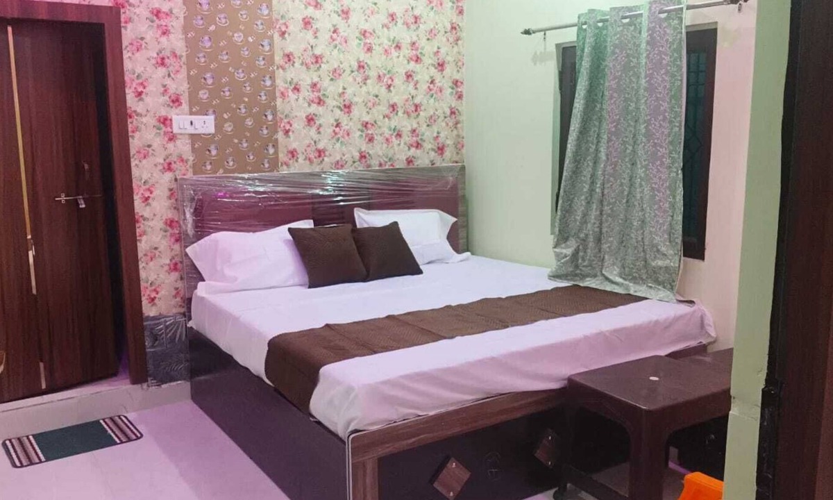 Phulpur Hotel | HOTEL KUSHAL AND RESTAURANT