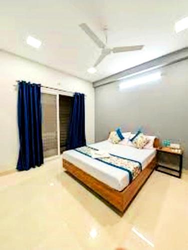 Varanasi House | Hotel L-LuxuriousLodge Suites