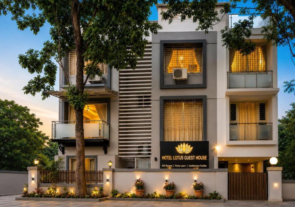 Balewadi Hotel | Hotel Lotus - Near Tech Park, Balewadi