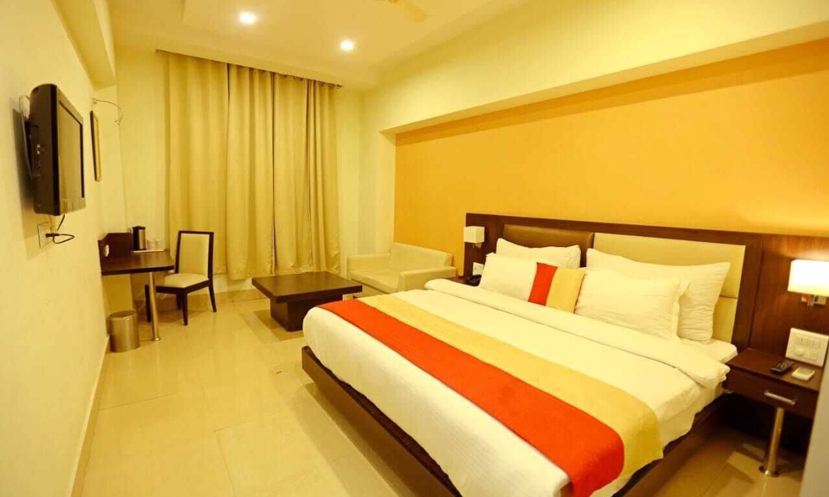 Mayapur Hotel | HOTEL MADHUBAN