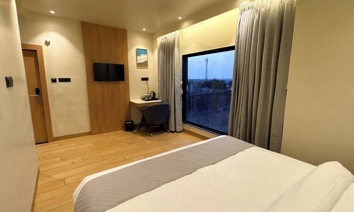Sagar Hotel | Hotel Midas