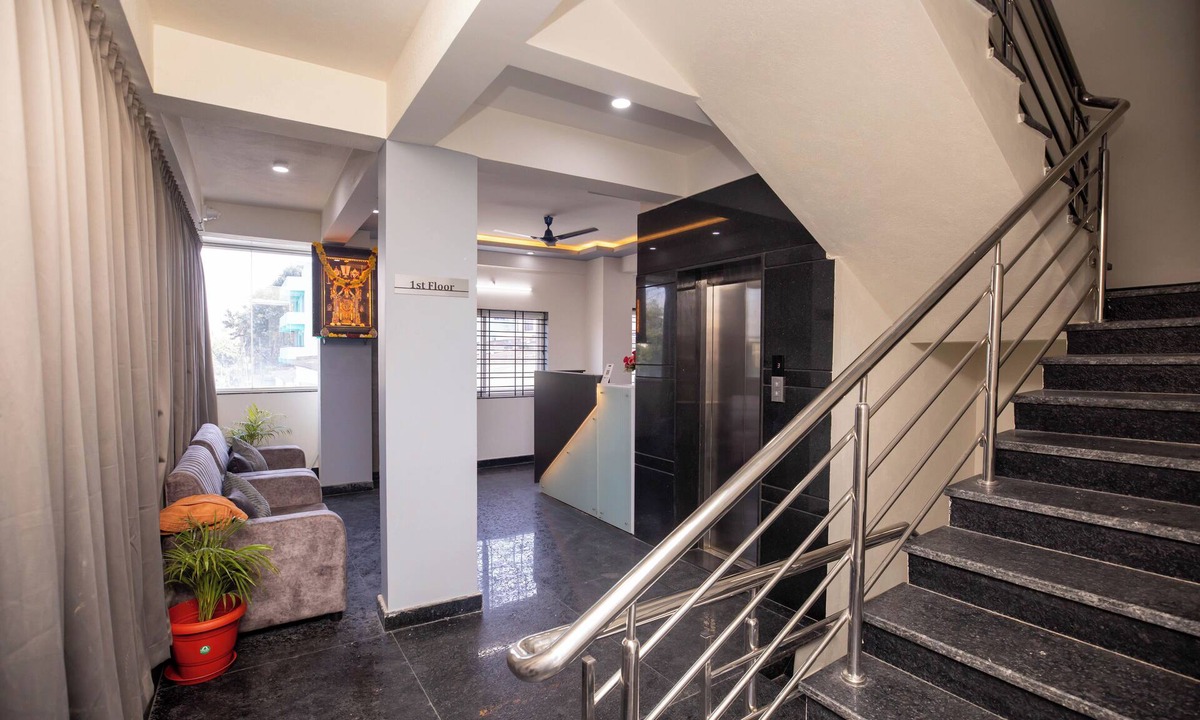 Narasapura Hotel | Hotel Miracle Meridian