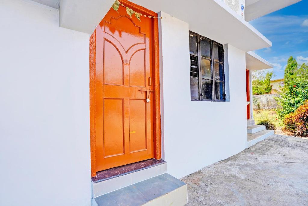 Bhiwapur Hotel | Hotel O Arnav Gold