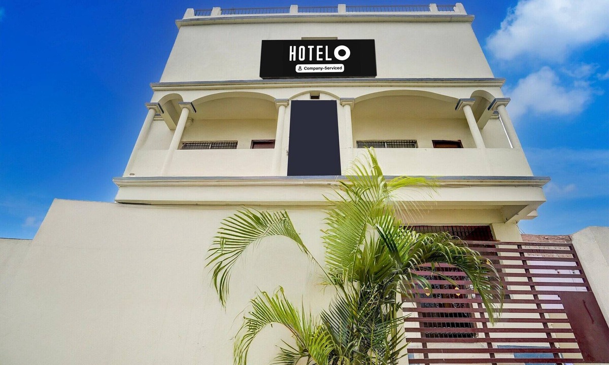 Patna House | Hotel O Bairiya Bus Terminal Formerly Awadh Palace