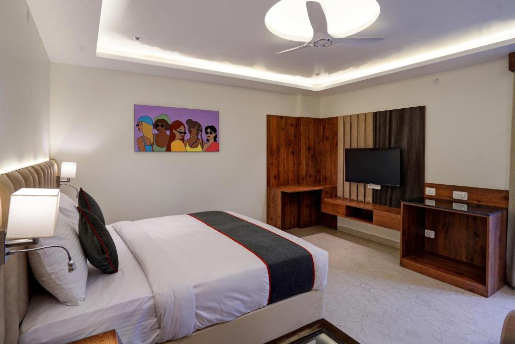 Greater Noida Hotel | Hotel O Collection O Sg Inn