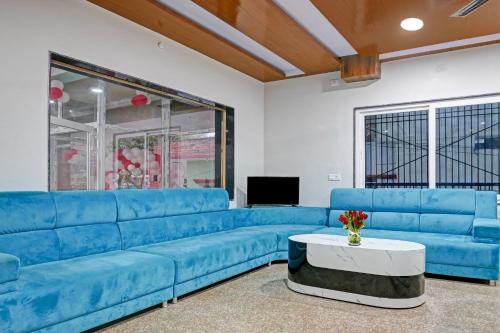 Varanasi Hotel | Hotel O Navneeta Grand