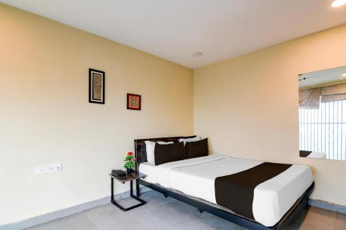 Block E Hotel | Hotel O Premium 12th Night