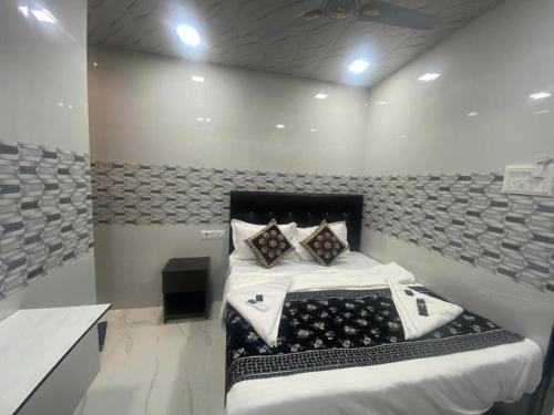Sakinaka Hotel | Hotel O Sai Residency