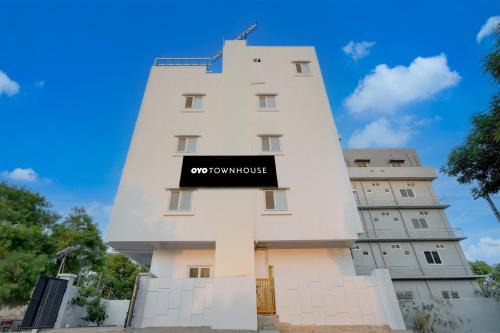 Pocharam Hotel | HOTEL O SETON LUXURY STAY & COMFORT