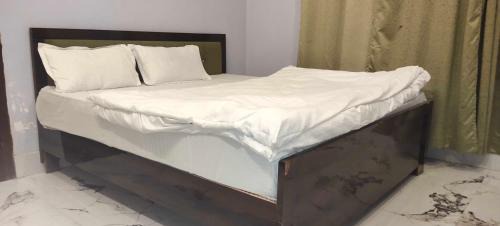 Faizabad Apartment | Hotel O Shivay The Palace