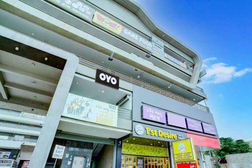 Rajkot Hotel | Hotel O Surya Dev