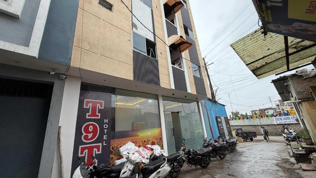 Indore Hotel | HOTEL O T9T