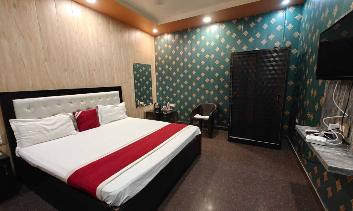Raebareli Hotel | Hotel Om Shivay