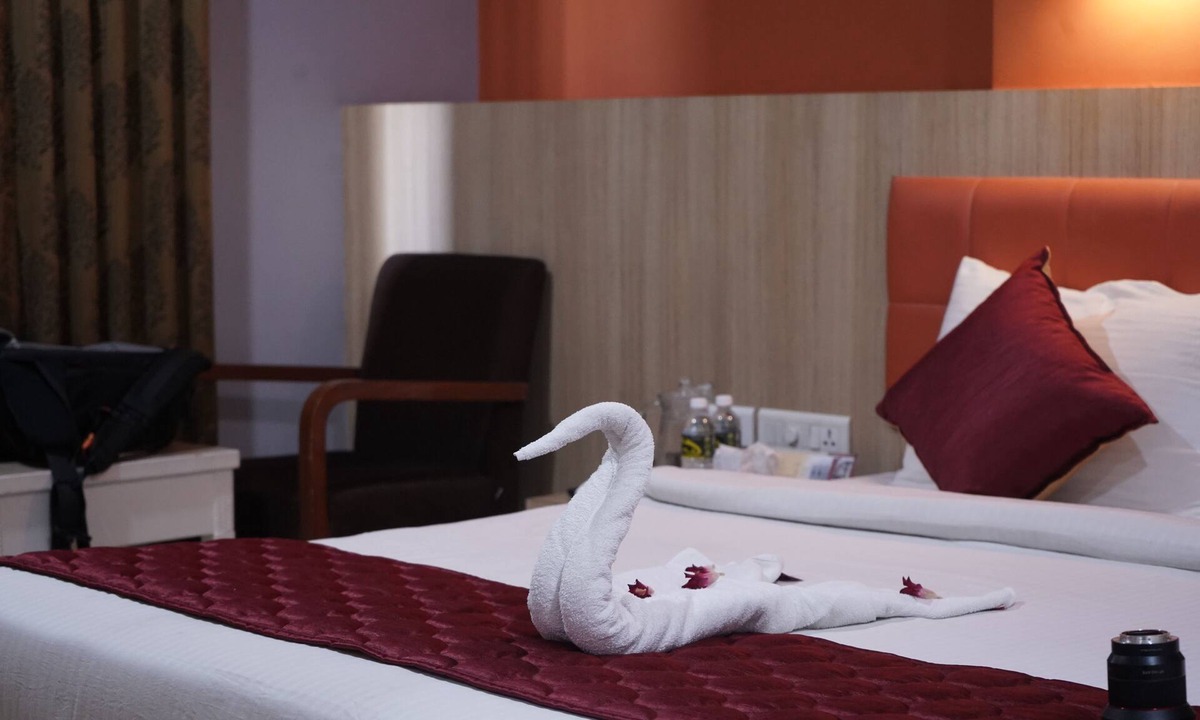 Tiruchirappalli Hotel | Hotel PL A Residency Tiruchirappalli