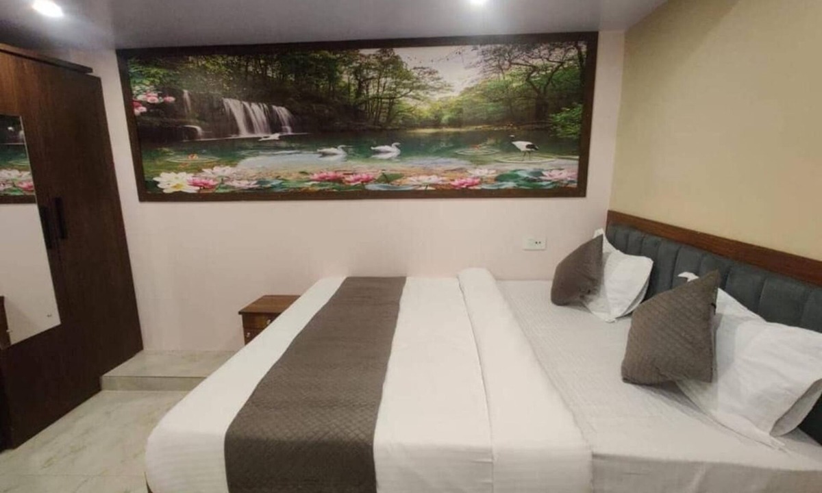 Madanpur Hotel | HOTEL PLAZA