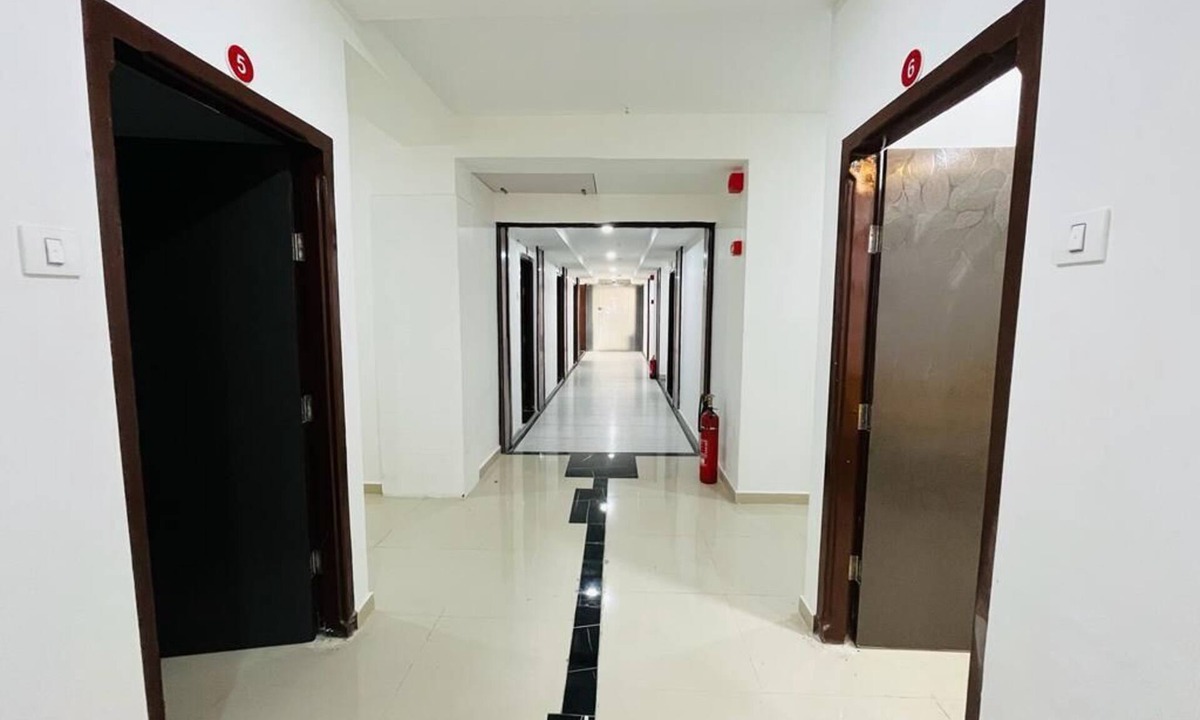 Surat Hotel | Hotel Pleasure