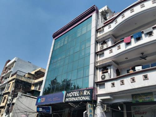 Mohangarh Hotel | Hotel R K International - Near Charbagh Railway Station