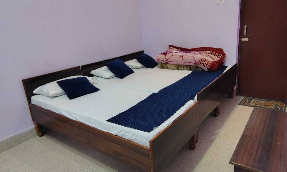Kharsali Hotel | Hotel Radha Krishna