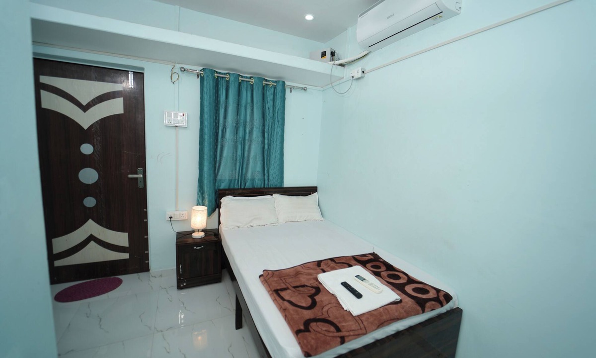 Haraiya Hotel | Hotel Ramlalla palace