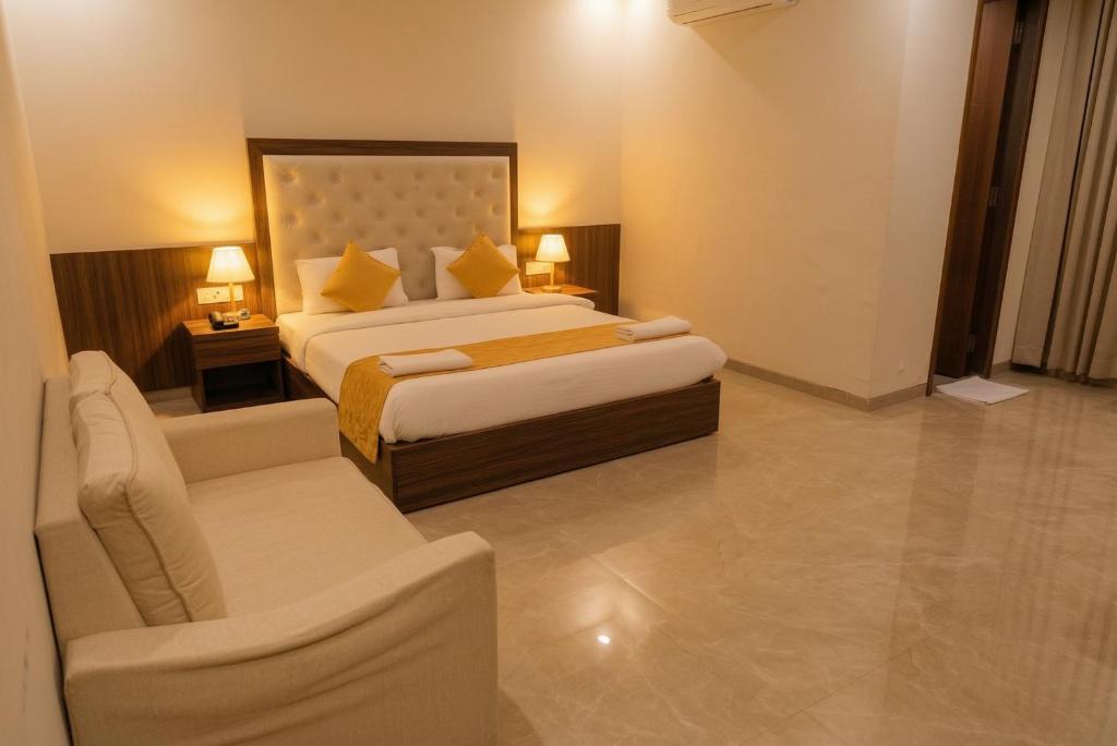 Navsari Hotel | Hotel Rangoli - 10 min from Palsana chowk