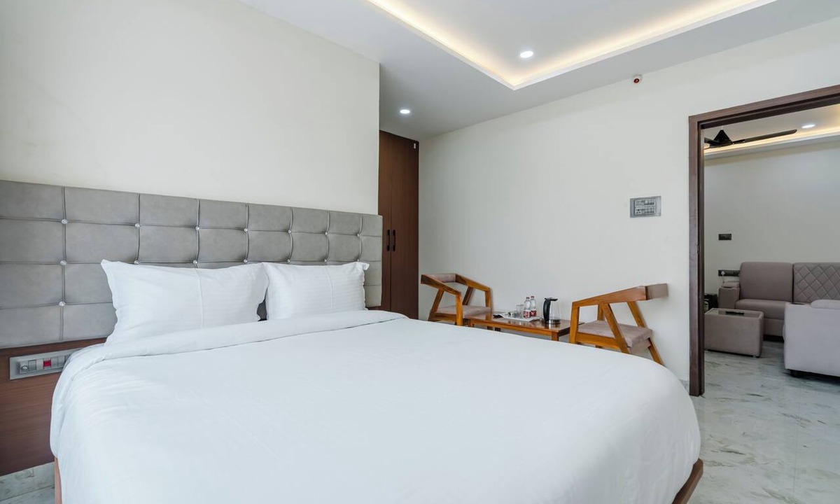 Kottagudem Hotel | Hotel Rasaballa grand