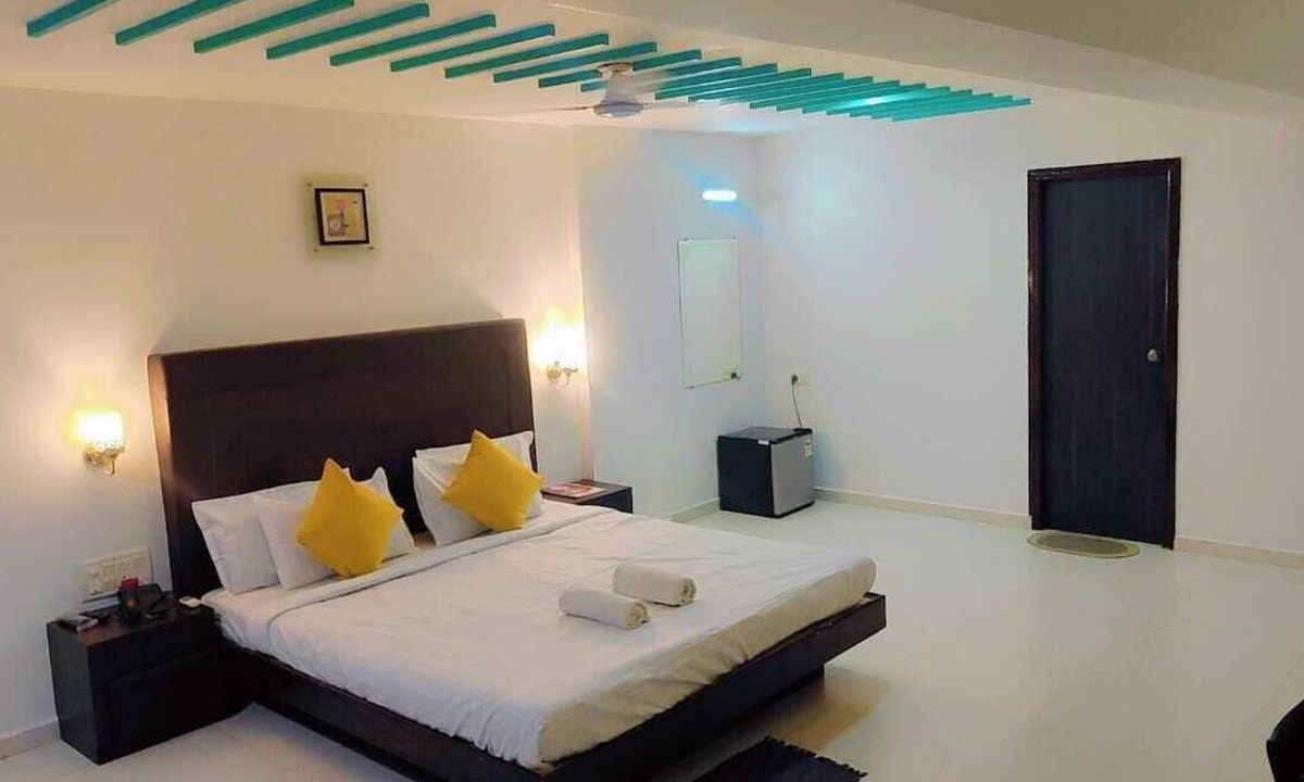 Nakhtarana Hotel | Hotel Relish Gujrat