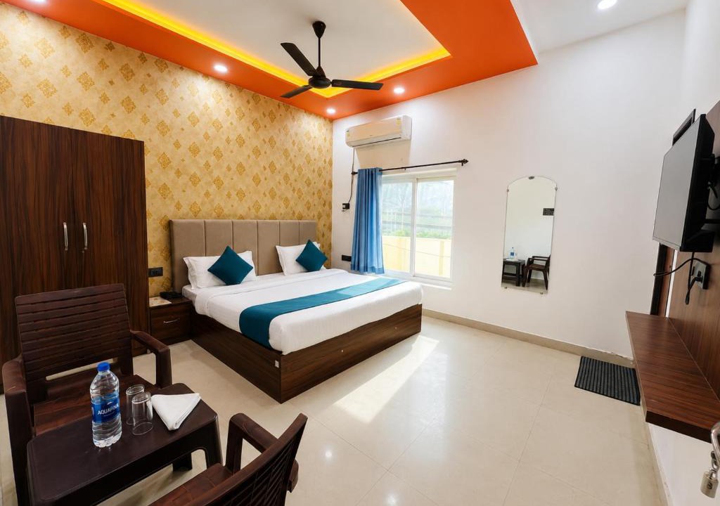 Faizabad Hotel | Hotel RL Ramayansh - 300 mtr From Ram Mandir Ayodhya