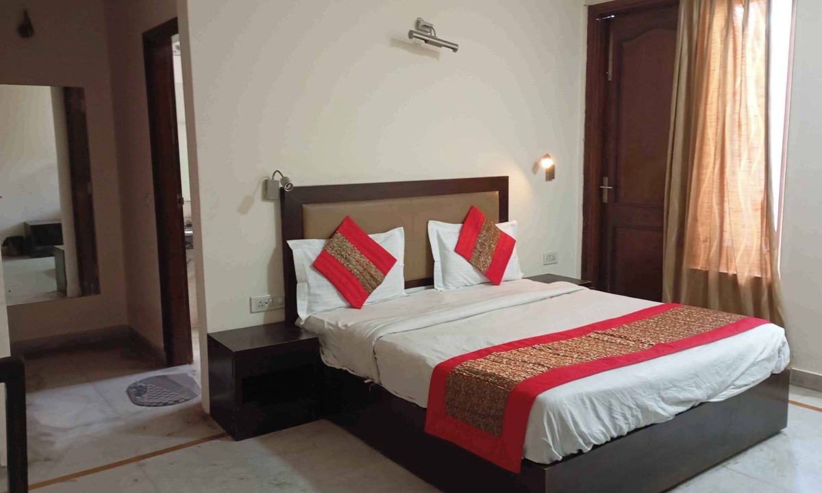 South City I Hotel | Hotel Royal India - South City 1
