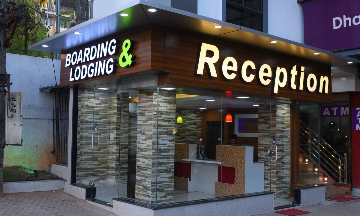 Mangalore Cabin | Hotel Royal Inn