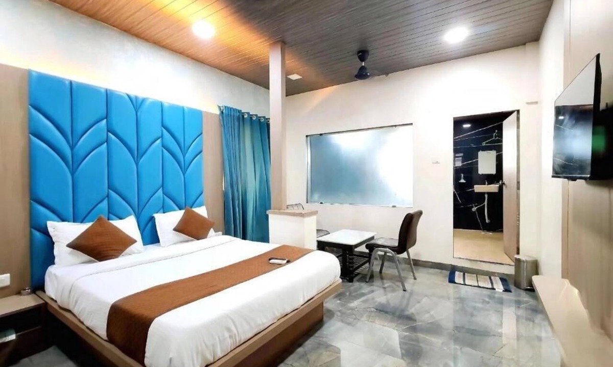 Taloja Hotel | Hotel Royal Inn