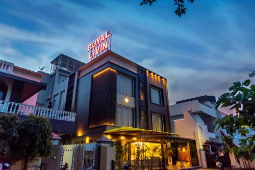 Varanasi Hotel | Hotel Royal Livin