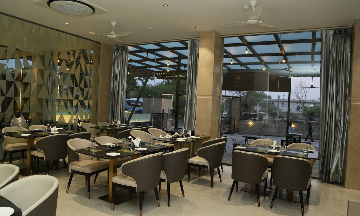 Dhule Hotel | Hotel Ruturaj Regency