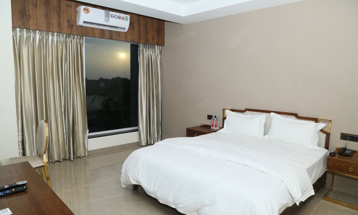 Dhule Hotel | Hotel Ruturaj Regency