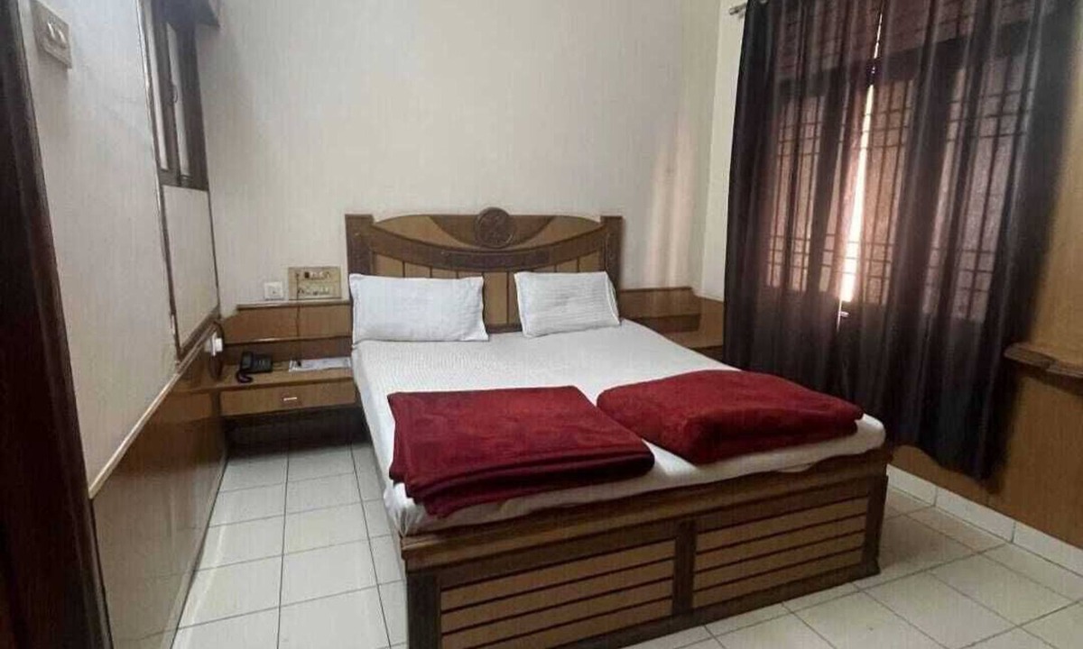 Raipur Hotel | Hotel Saiom Palace