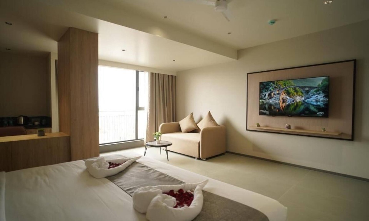 Nashik District Hotel | HOTEL SANKET ELITE