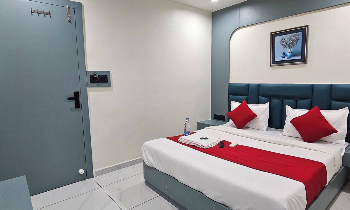 Vadodara Hotel | Hotel Satyam
